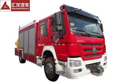 1300 Gallons Water Tower Fire Truck , Fire Service Truck 500 Gallons Foam Cost Effective